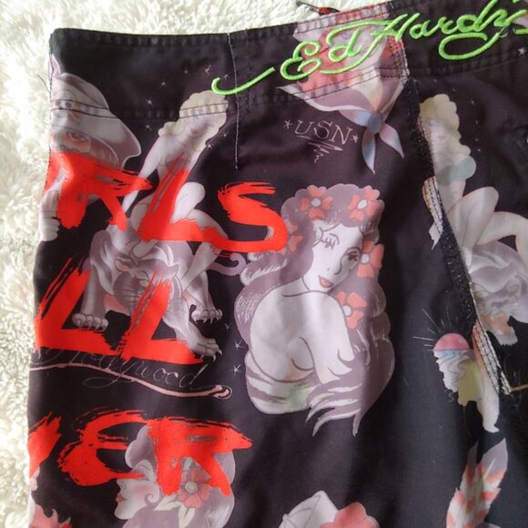 Ed Hardy Surf or Die Streetwear Girls All Over the World Boardshorts 38 - Picture 9 of 16